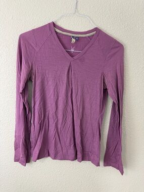 Ibex Women’s V-Neck Long Sleeve Top - Dusty Mauve merino wool sz small